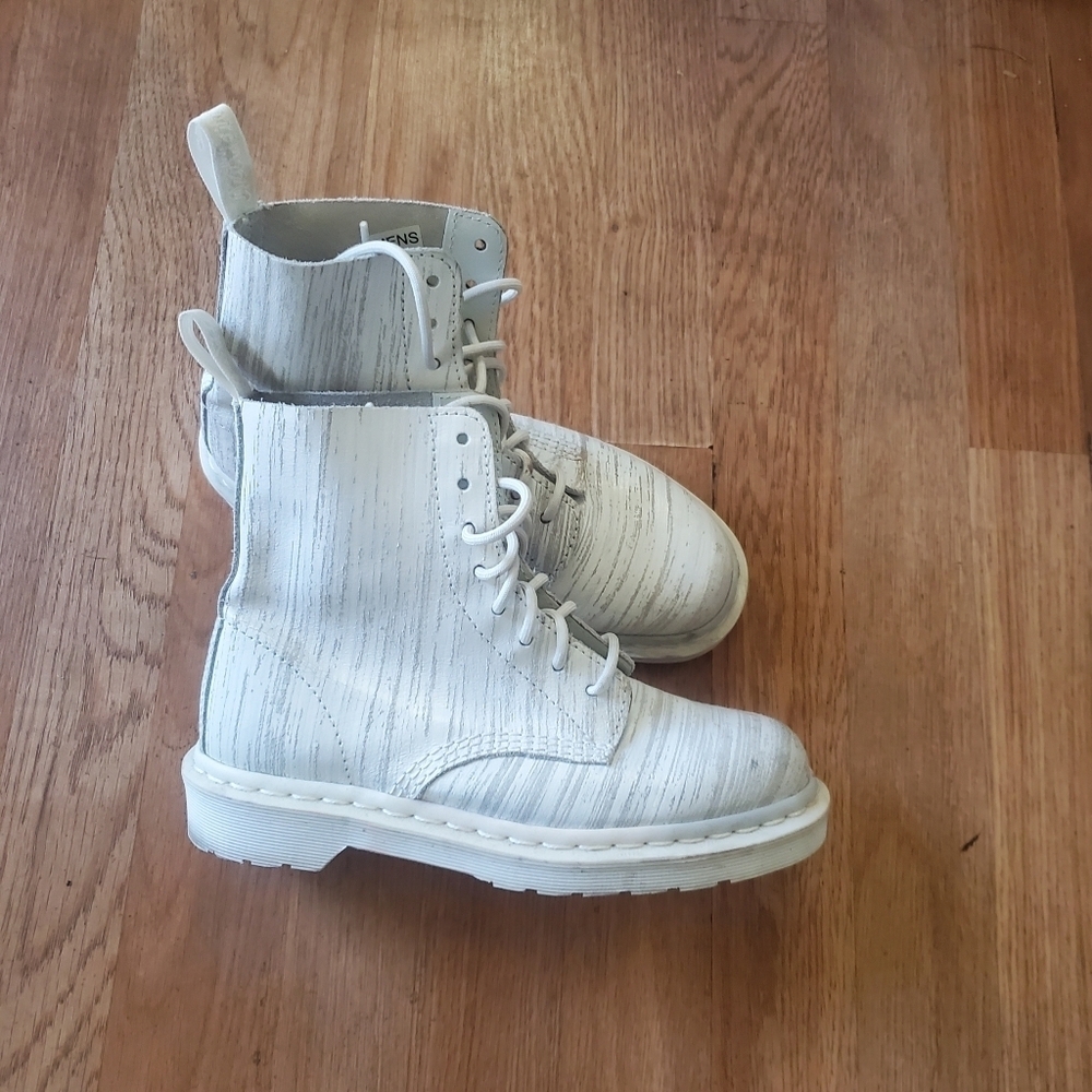 Doc Marten Pascal Painter Leather Combat Boots, Mens Size 6, Womans 7